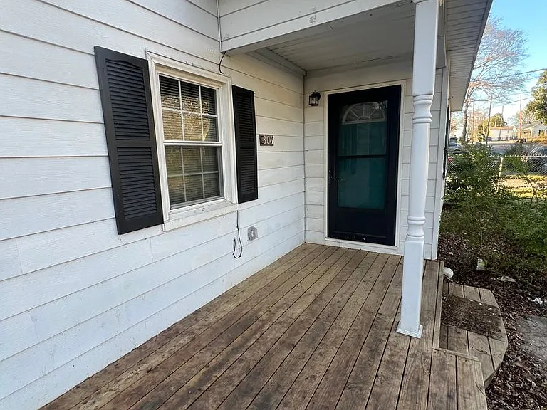 306 Walnut St — Photo 6
