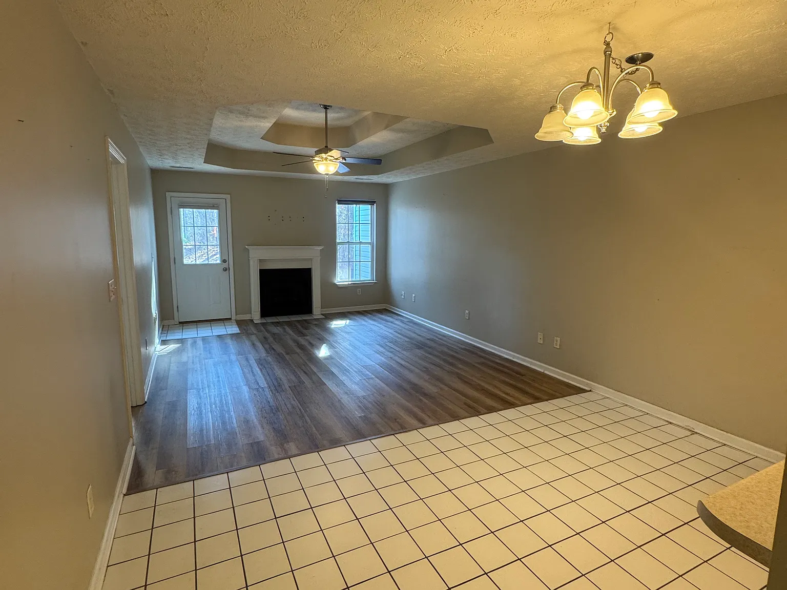 2 bed, $1,300 — Photo 2