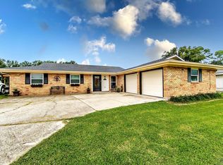 171 Alamo Dr, Houma, LA 70360