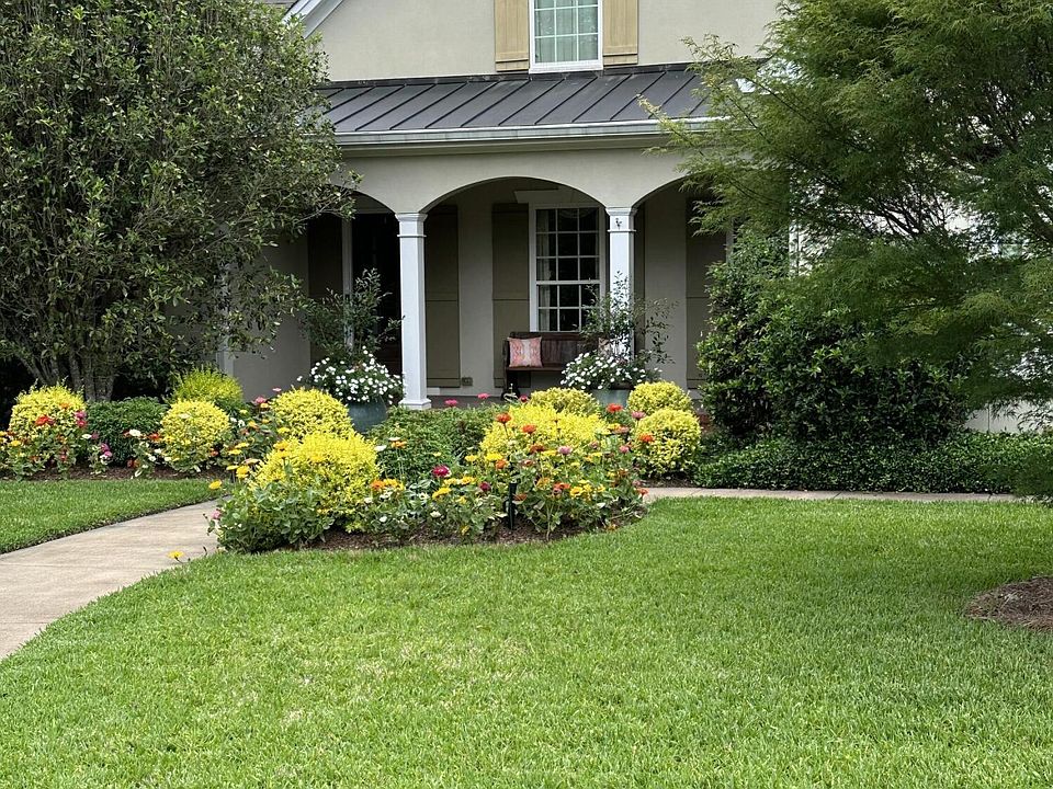 2nd image of 107 Maimont Cir