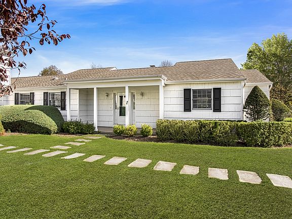 2nd image of 86 Saint Andrews Cir