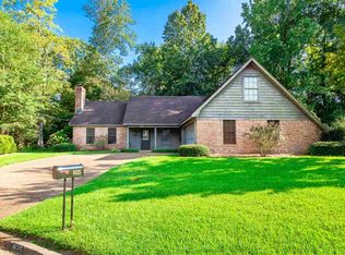 1625 Springridge Dr, Jackson, MS 39211