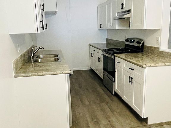 3rd image of 5349 Newcastle Ave APT 33