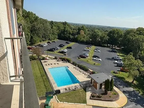 27101 Valley Run Dr #101, Wilmington, DE 19810