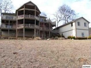 1051 Eagle View Dr, Kodak, TN 37764