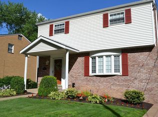 1011 Evergreen Dr, Pittsburgh, PA