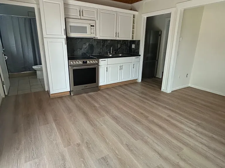 4950 Dunes Cir — Photo 3
