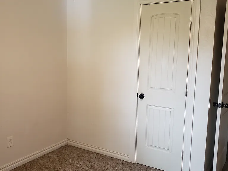 504 N Bath Ave — Photo 6