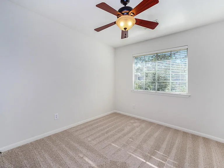 158 N Magnolia Pond Pl — Photo 17