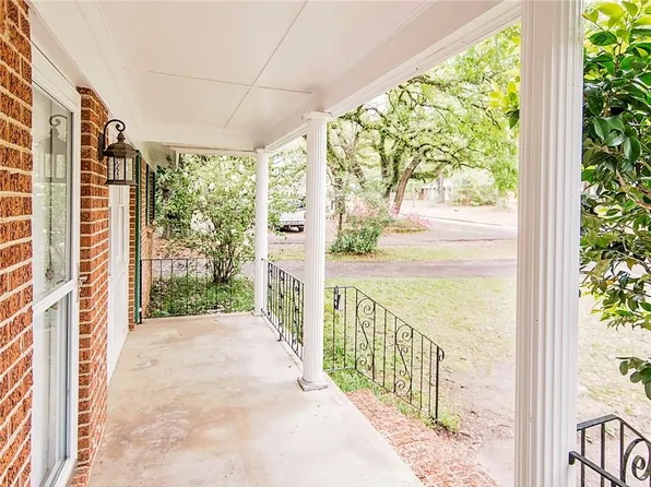 2118 Oak Terrace Dr, Mobile, AL 36693