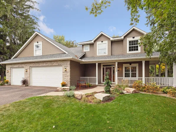 1009 Spruce Dr, Hudson, WI 54016