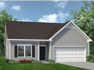 4895 Pioneer Dr, Sanford, NC 27330