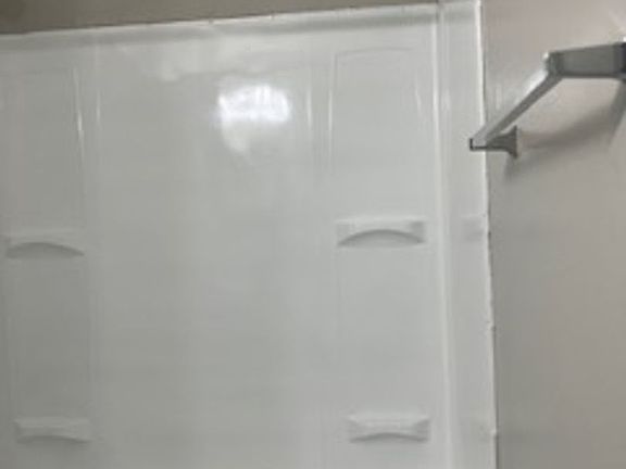 2nd image of 5306-5308 Hamilton Ave #5308-2C