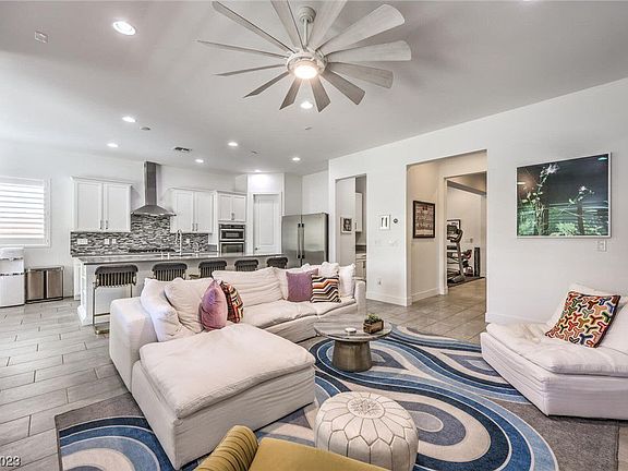 4th image of 6020 Langreo Ln