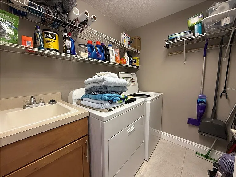 7296 Marathon Dr #402 — Photo 18