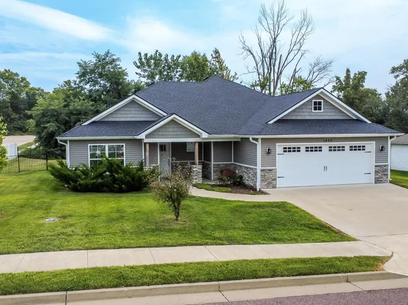 1420 S Berkley Dr, Columbia, MO 65201