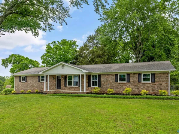 10112 Conrad Dr SE, Huntsville, AL 35803