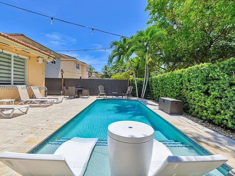 8956 SW 215th Ln — Photo 34
