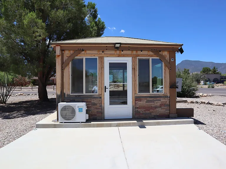3159 E Choctaw Dr — Photo 3