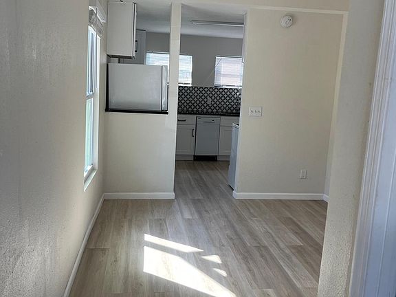2nd image of 2351 2nd Ave N Unit B