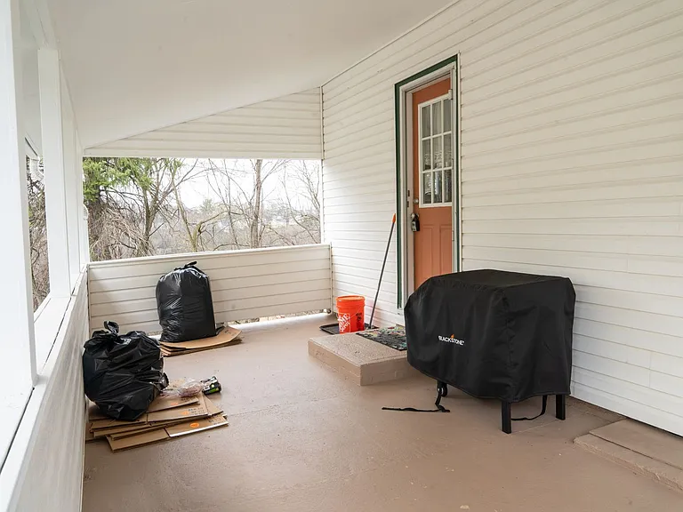 726 Hestor Dr — Photo 18