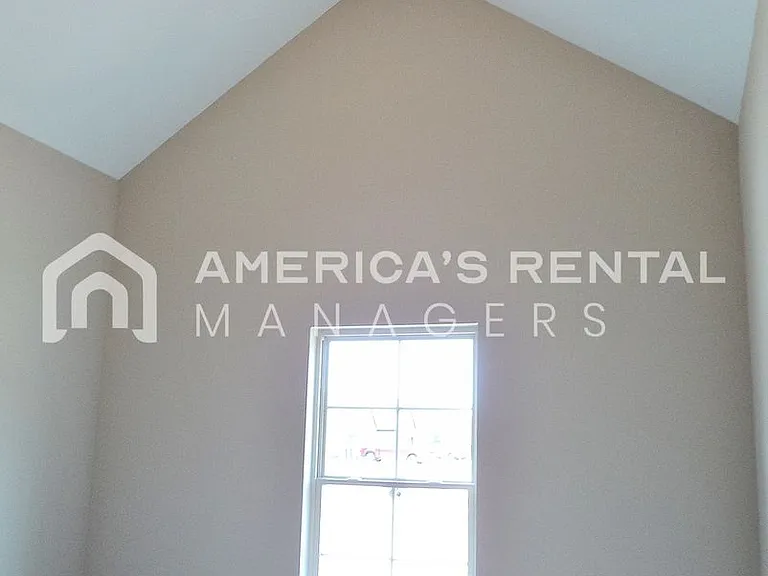 108 Falling Waters Ln — Photo 12
