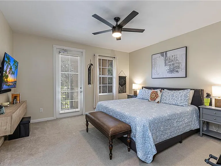 28572 Alessandria Cir SW — Photo 12