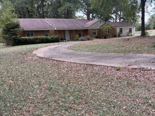 210 Sanders Rd