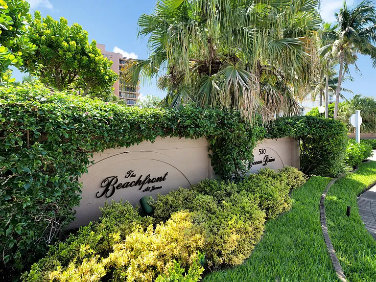 530 Ocean Dr #202 — Photo 4