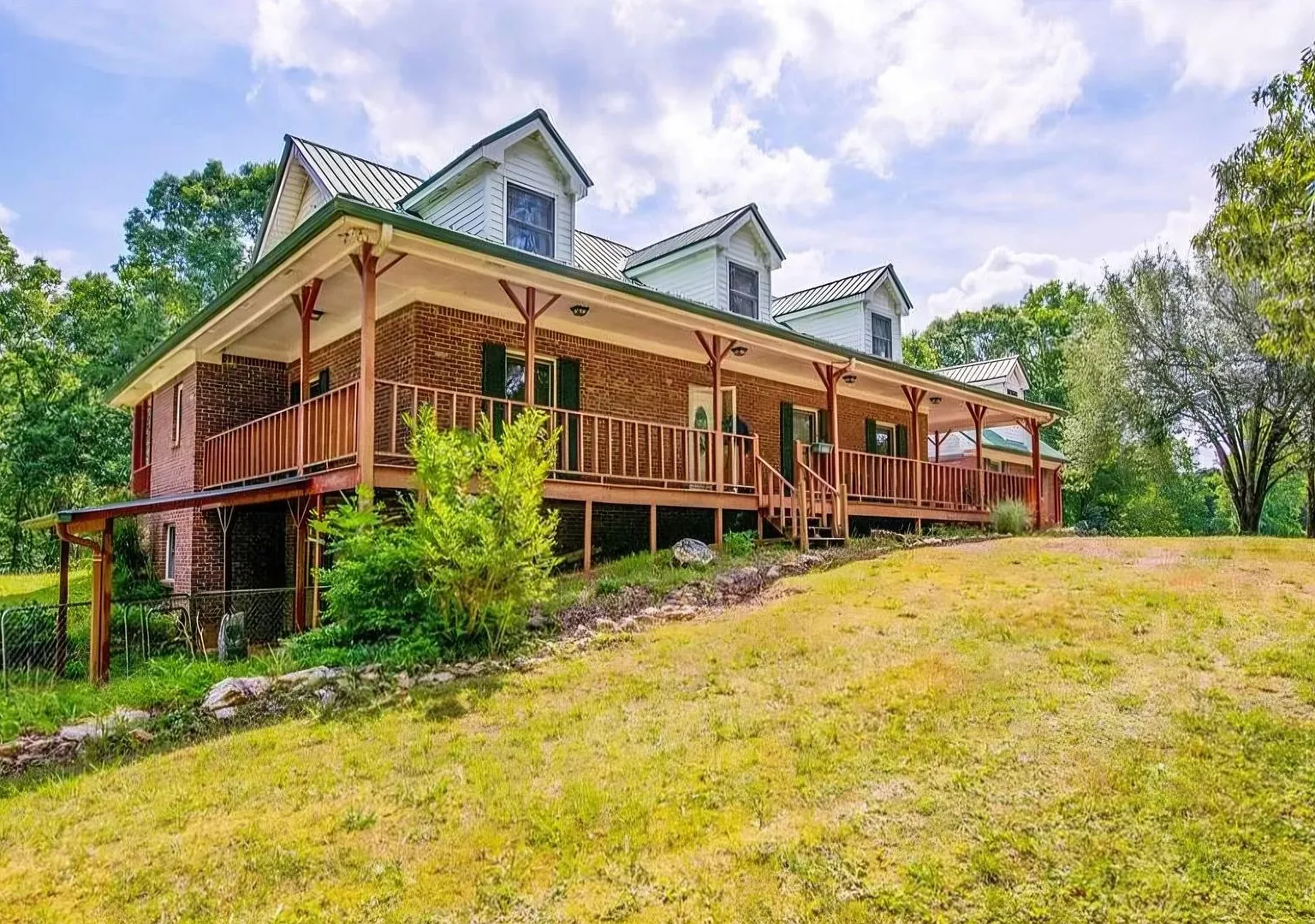 80+ Acre Homestead in Ball Ground Georgia — Photo 2