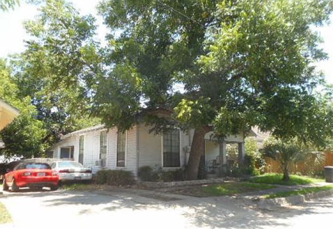 2nd image of 512 NW 5th Ave