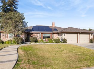 1022 W La Vida Ave, Visalia, CA 93277