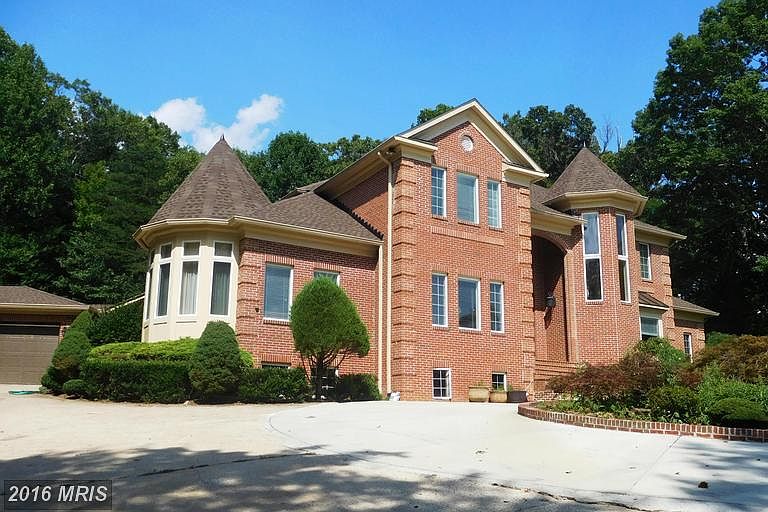 1st image of 2411 Oakmont Ct