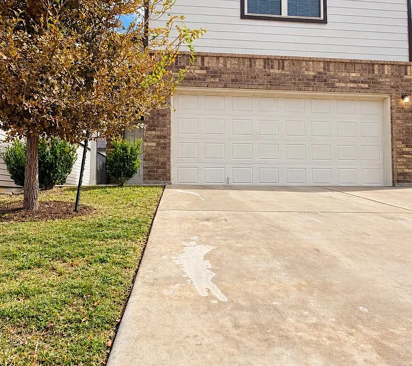 10534 Green Rock Dr