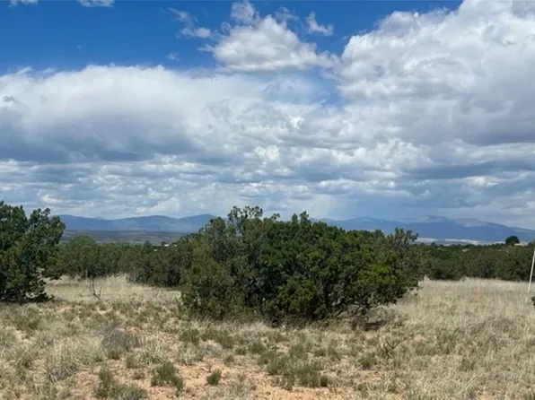 54 Picacho Peak Dr, Santa Fe, NM 87506