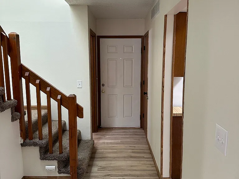 303 Foxfire Dr — Photo 6