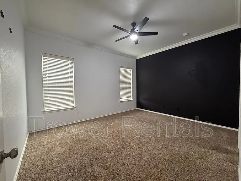 9804 Sagebrush Ave — Photo 14