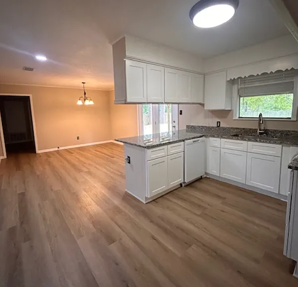 104 Summerset Dr — Photo 3