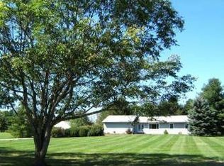 2384 Lester Rd, Valley City, OH 44280