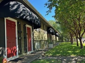 100 E 1st St, Tyler, TX