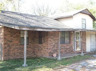 102 N Orphan St, Pryor, OK 74361