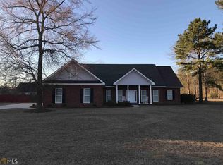 102 Hedge Row, Dublin, GA 31021