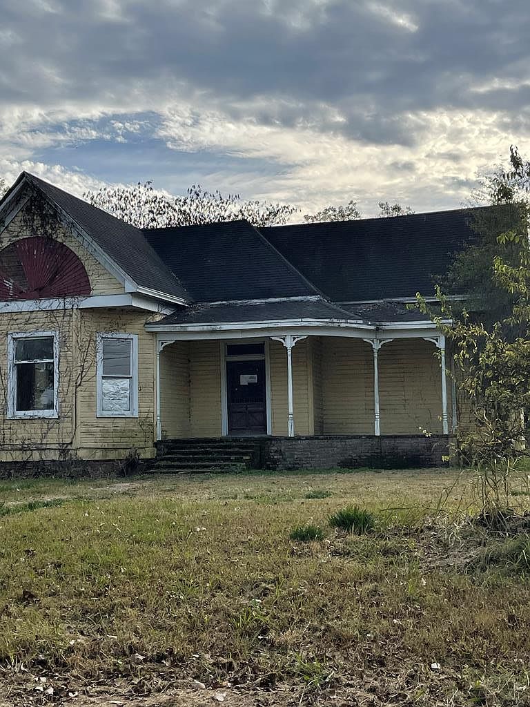 304 Bayou St, Tutwiler, MS 38963 Zillow