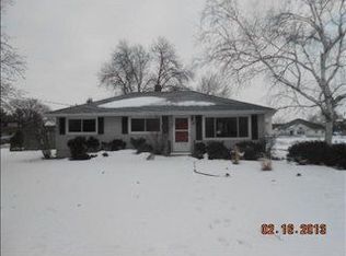 17 Rickel Rd, Sun Prairie, WI 53590