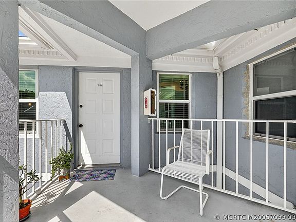 3rd image of 3260 SE Aster Ln #I241