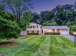 9924 Corsica St, Vienna, VA 22181