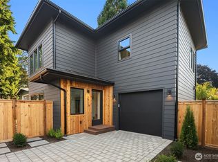 12717 Dayton Ave N, Seattle, WA