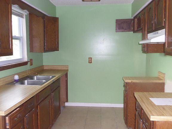 4th image of 1300B BAY HILL Boulevard