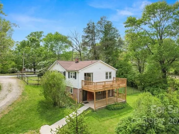 93 Starnes Cove Rd #B, Asheville, NC 28806