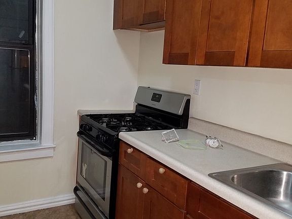 5th image of 355 Lefferts Ave APT 2J
